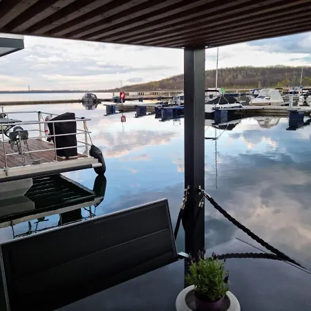 Botel Hausboot Geiselruh Braunsbedra